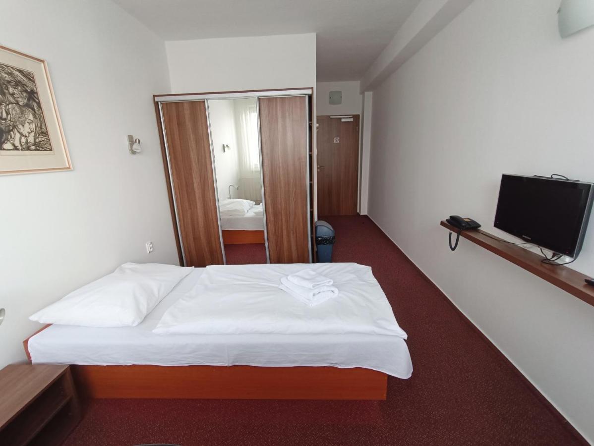 Hotel Klar Liptovský Mikuláš Exterior foto