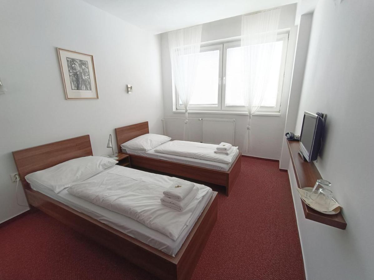 Hotel Klar Liptovský Mikuláš Exterior foto
