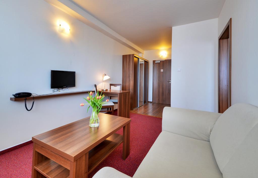 Hotel Klar Liptovský Mikuláš Exterior foto