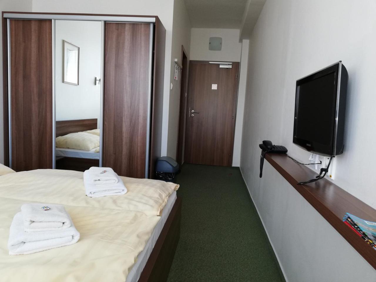 Hotel Klar Liptovský Mikuláš Exterior foto